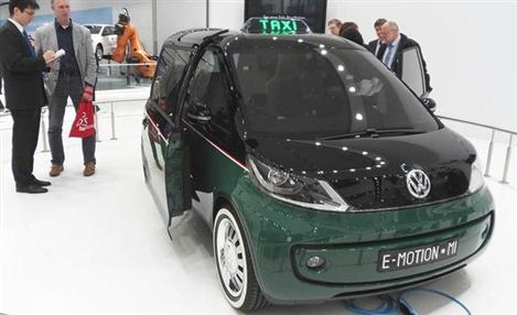 Volkswagen apresenta táxi elétrico