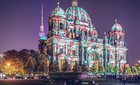 Festival of Lights ilumina monumentos em Berlim
