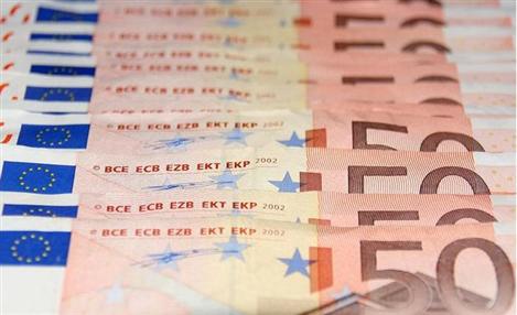 Eurogrupo aprova empréstimo de € 30 bi à Espanha