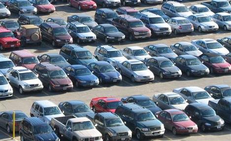 Vendas de autoveículos sobem 4,6% em 2012